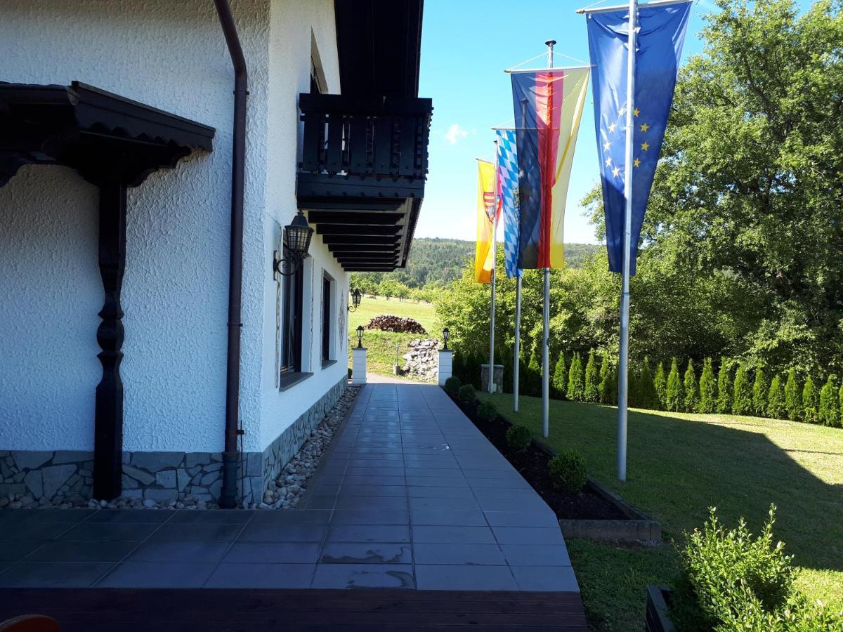 Hotel - Gasthof Spessarttor & Hotel Bergwiesen - Zimmer Mit Balkon Lohr Buitenkant foto