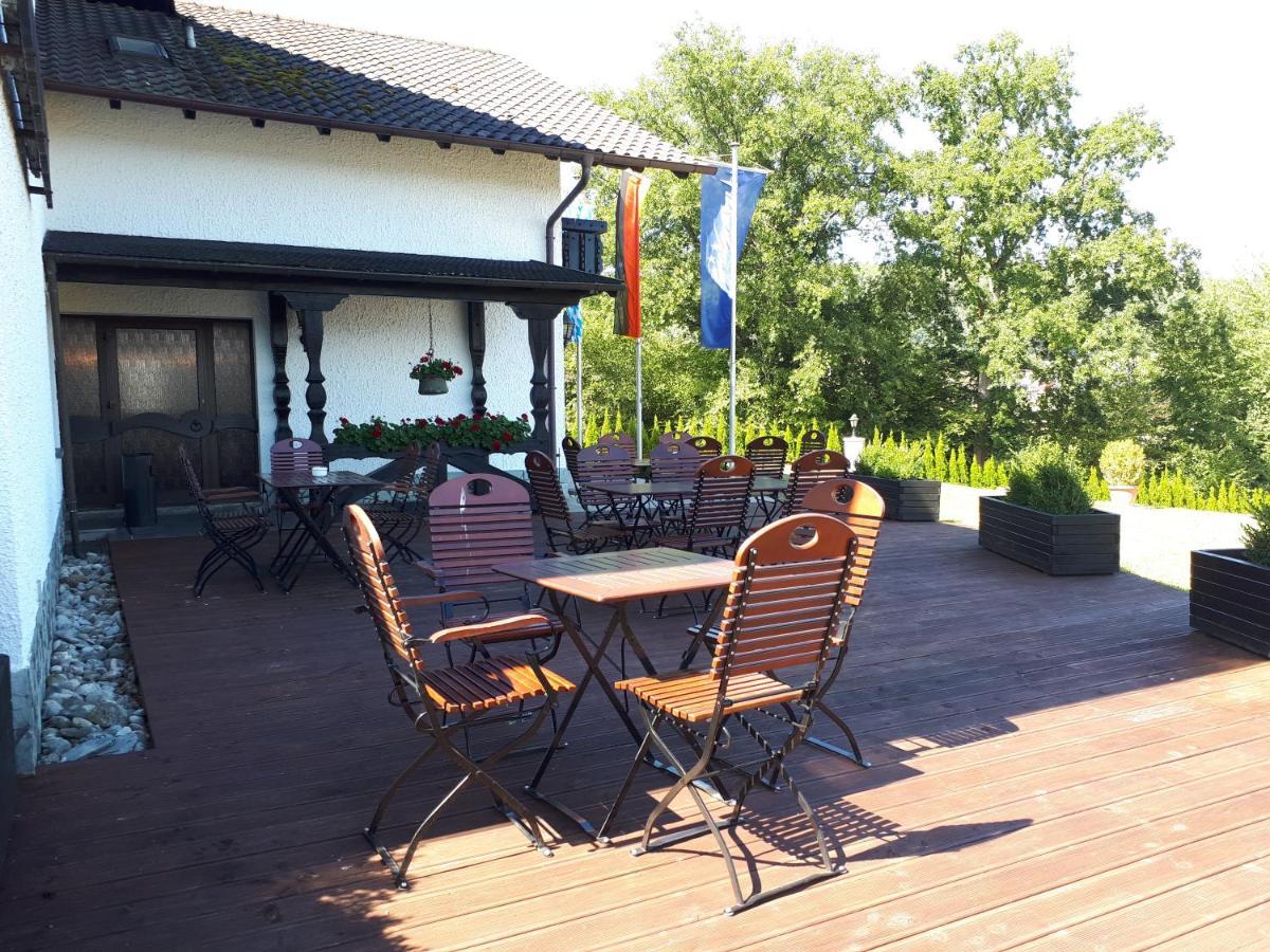 Hotel - Gasthof Spessarttor & Hotel Bergwiesen - Zimmer Mit Balkon Lohr Buitenkant foto