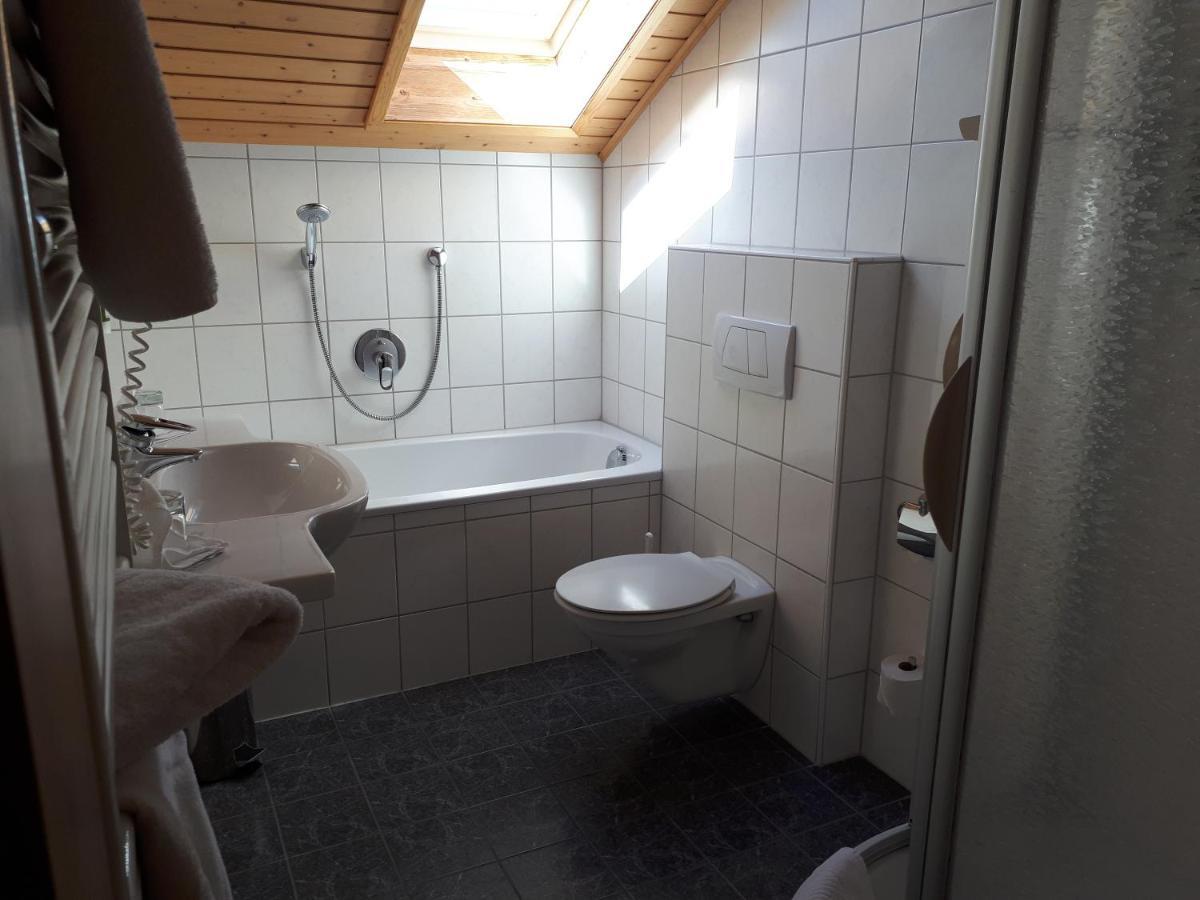 Hotel - Gasthof Spessarttor & Hotel Bergwiesen - Zimmer Mit Balkon Lohr Buitenkant foto