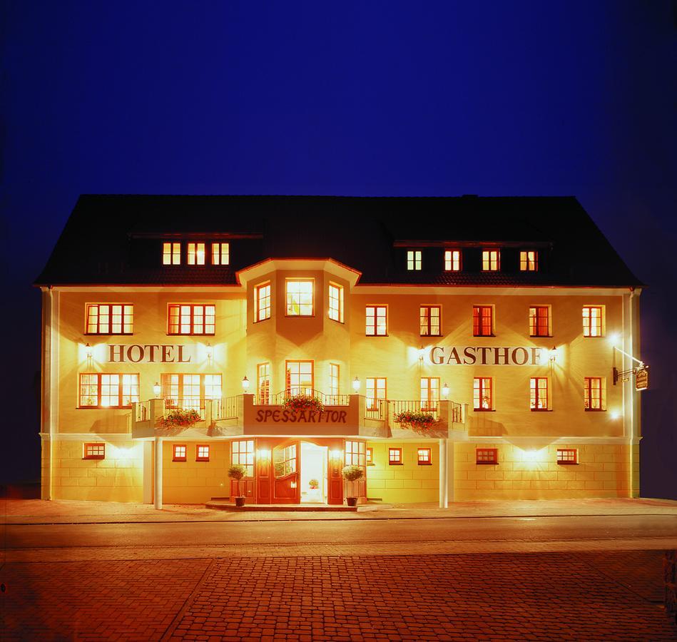 Hotel - Gasthof Spessarttor & Hotel Bergwiesen - Zimmer Mit Balkon Lohr Buitenkant foto