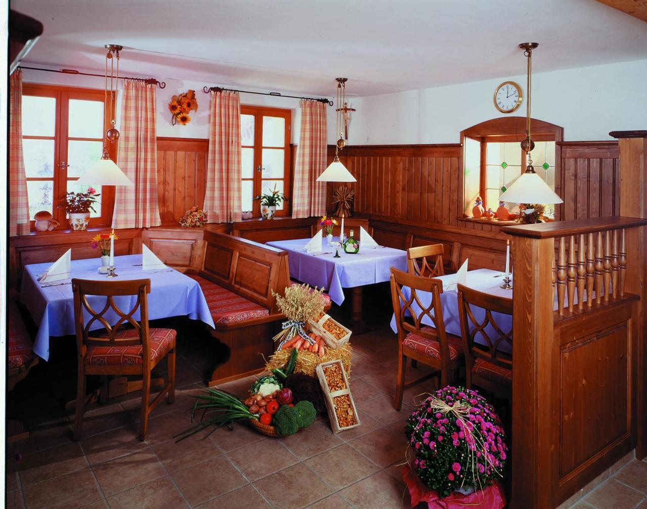Hotel - Gasthof Spessarttor & Hotel Bergwiesen - Zimmer Mit Balkon Lohr Buitenkant foto